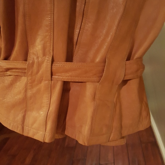 Bananarepublic  leather jacket - Picture 4 of 5